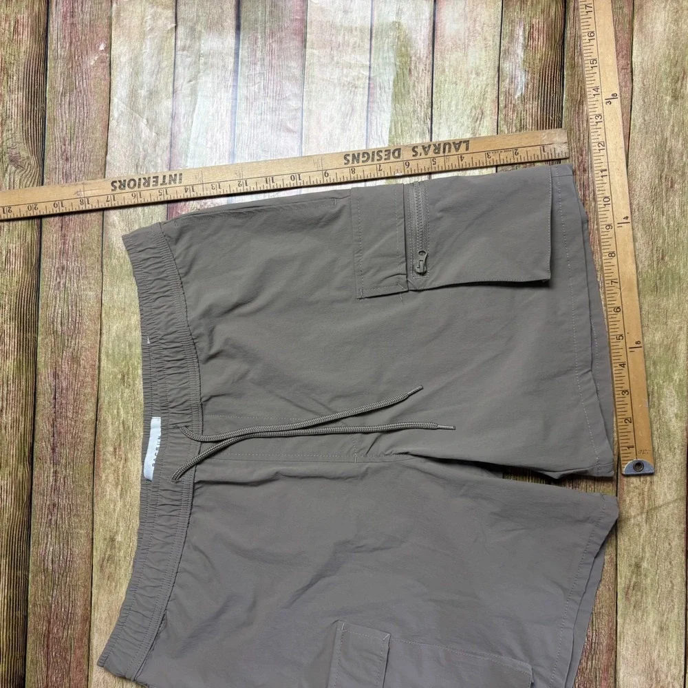PacSun Taupe Brown Tactical Indie Utility Cargo Volley Shorts Size M Gorpcore